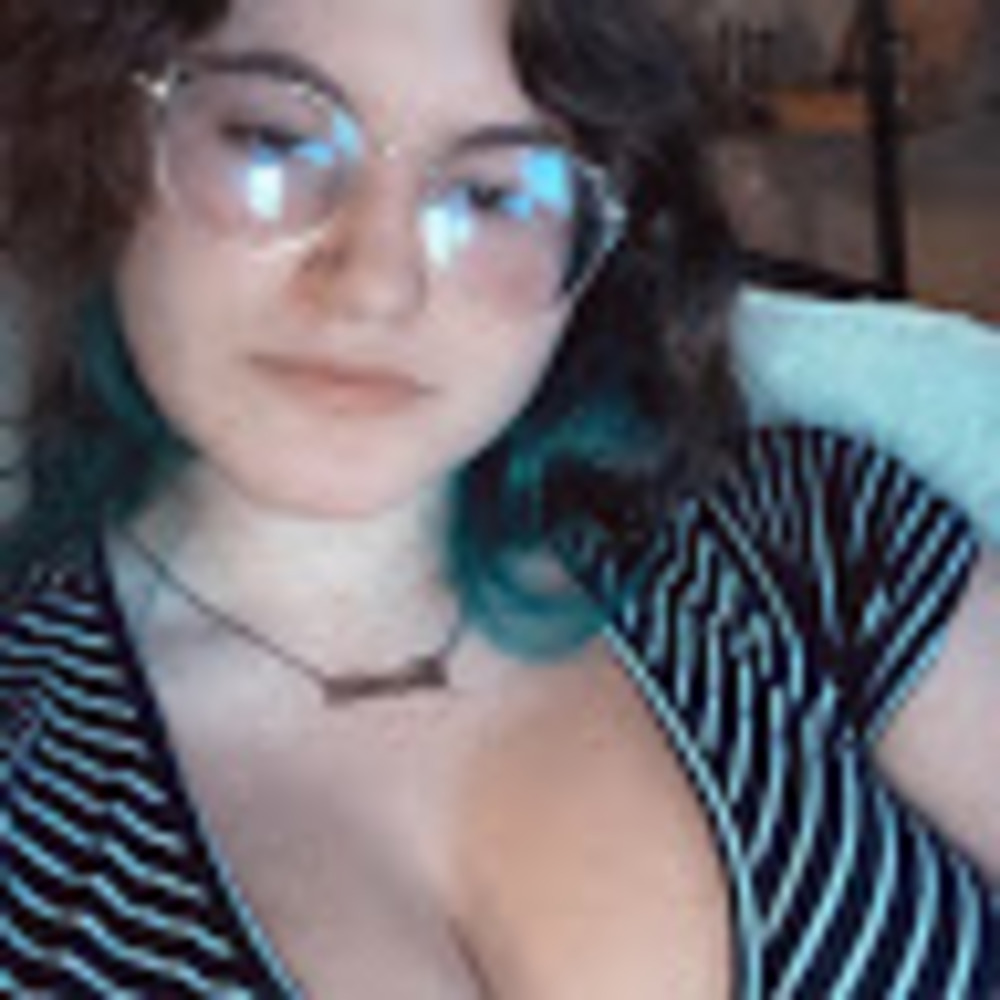 Meet your Posher, Cecilia